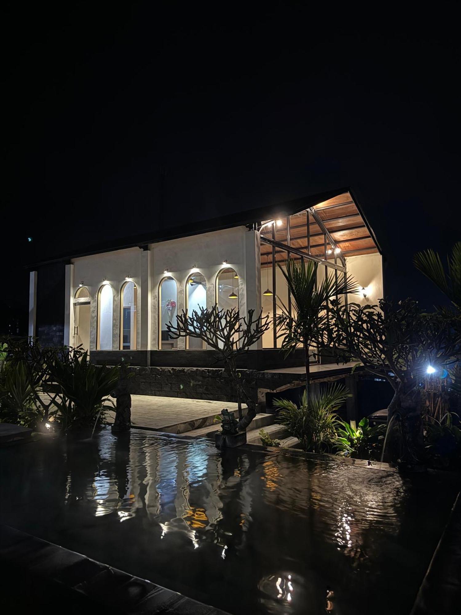 Batur Pyramid Guesthouse Кинтамани Экстерьер фото